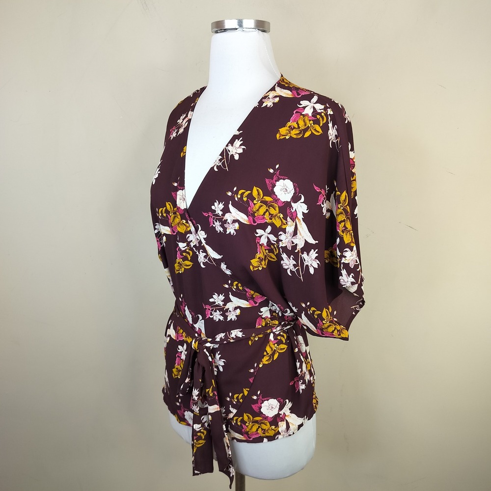 Chelsea28 Floral Wrap Top Blouse Womens Medium Floral Kimono Sleeve Boho - Picture 4 of 9